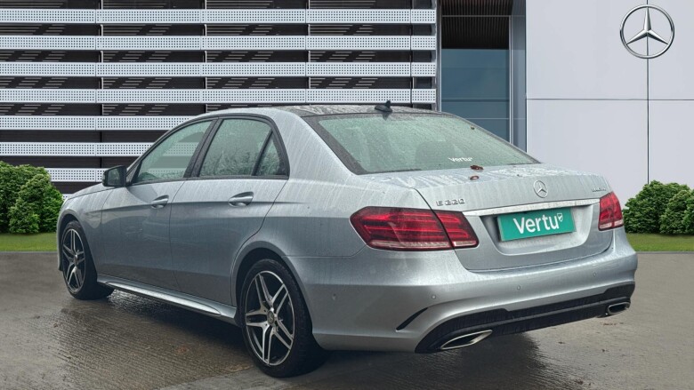 Mercedes-Benz E-Class E220 BlueTEC AMG Night Ed Premium 4dr 7G-Tronic Diesel Saloon